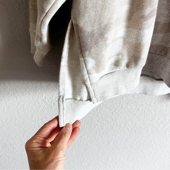 American Eagle Neutral Camo Sweatshirt Amazingly Soft Desert Camo - Picture 8 of 12